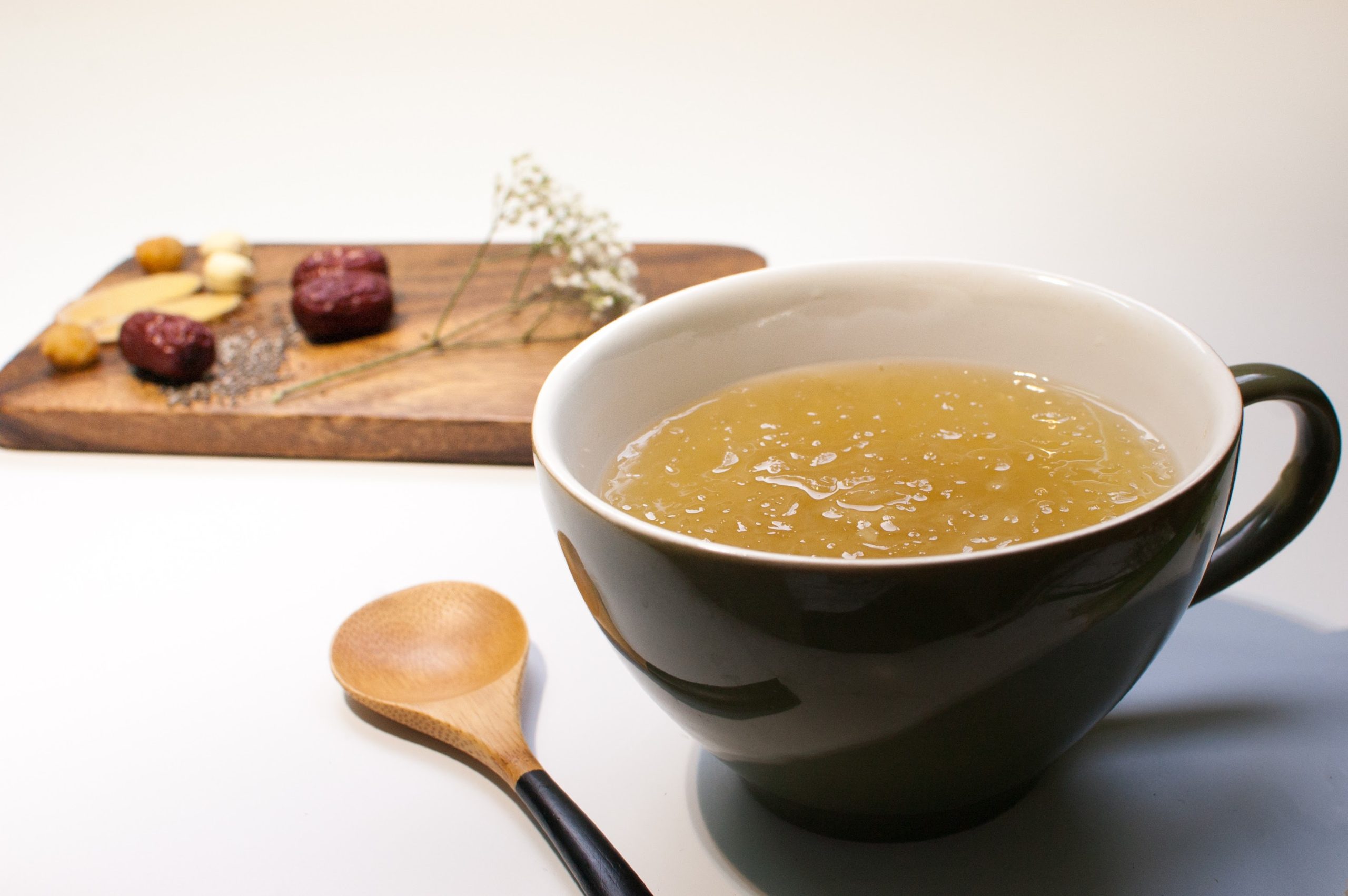 Cho Trẻ Ăn Yến Sào Với Liều Lượng Thế Nào Là Tốt Nhất? Công Dụng Của Tổ Yến Nu Nest