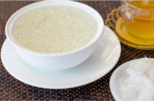 yến-chưng-hạt-chia-đường-phèn