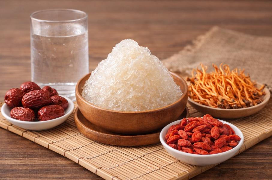 Những nguyên liệu cần có cho món ăn yến chưng bổ dưỡng