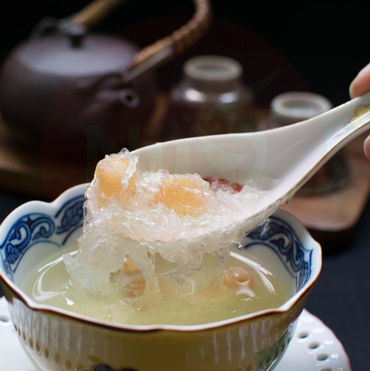 Cách làm yến chưng hạt sen đường phèn (truyền thống)