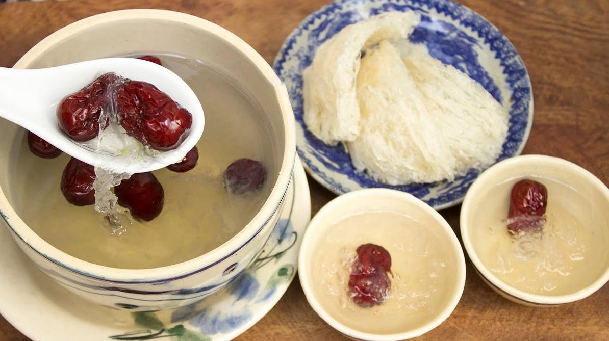 Tác dụng yến chưng táo đỏ đường phèn