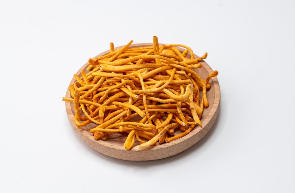 Đông trùng hạ thảo chứa nhiều hoạt chất có lợi cho mẹ bầu