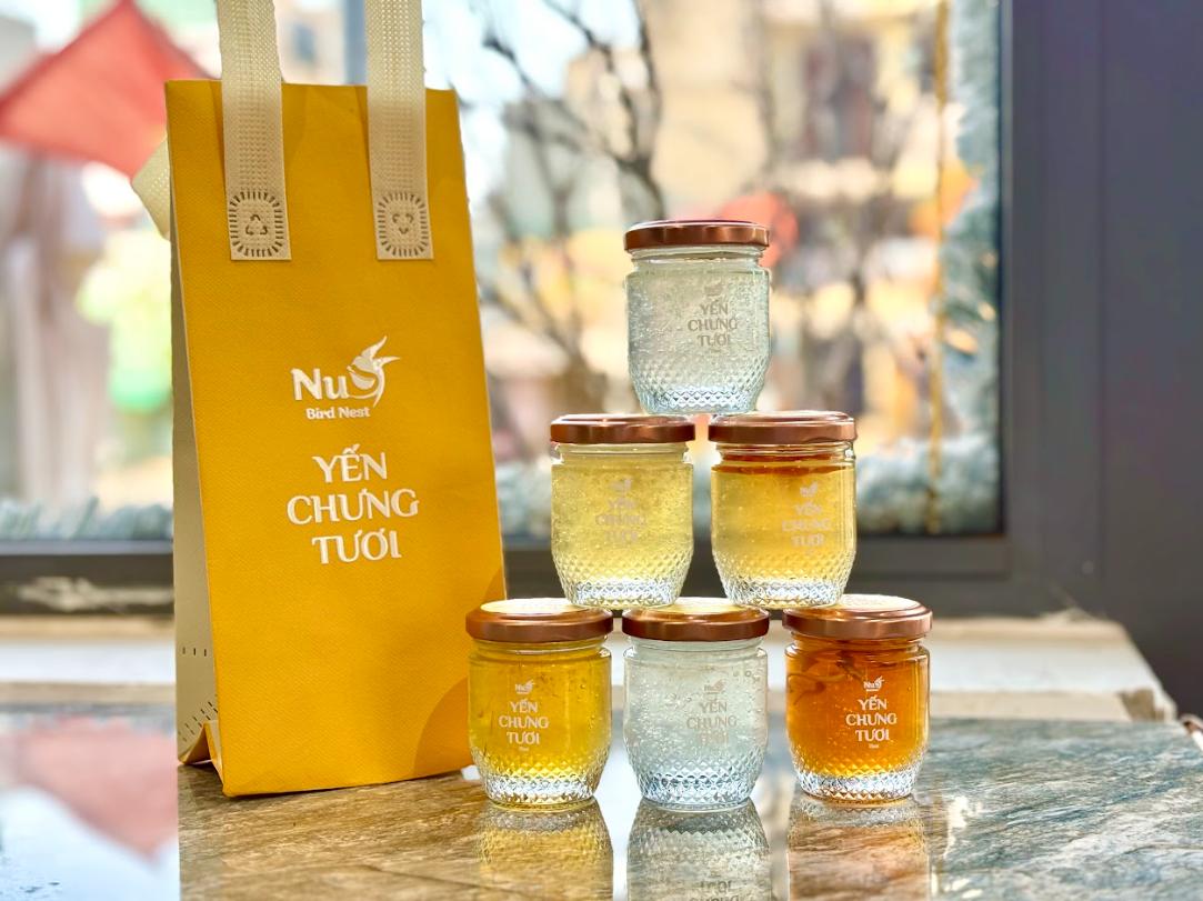 Yến chưng tươi là gì? Sự khác nhau giữa yến chưng tươi và yến chưng sẵn 2 Trường hợp nên chọn yến chưng tươi